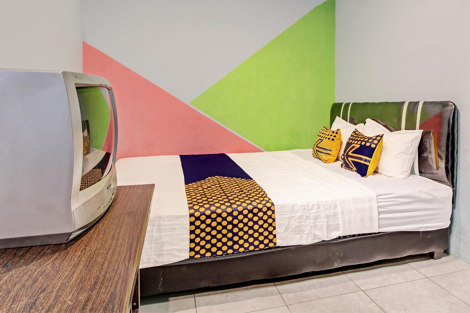 Spot On 92531 Pacar 2* Pekalongan