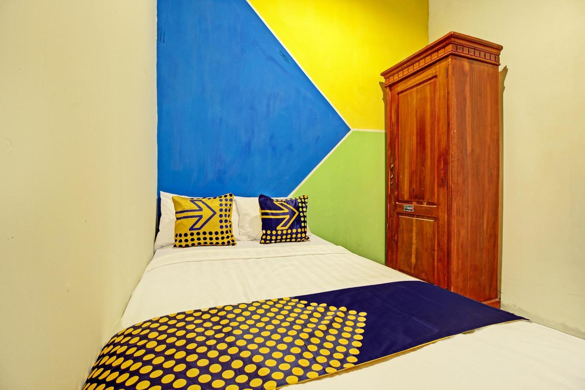 Spot On 92531 Pacar Hotel